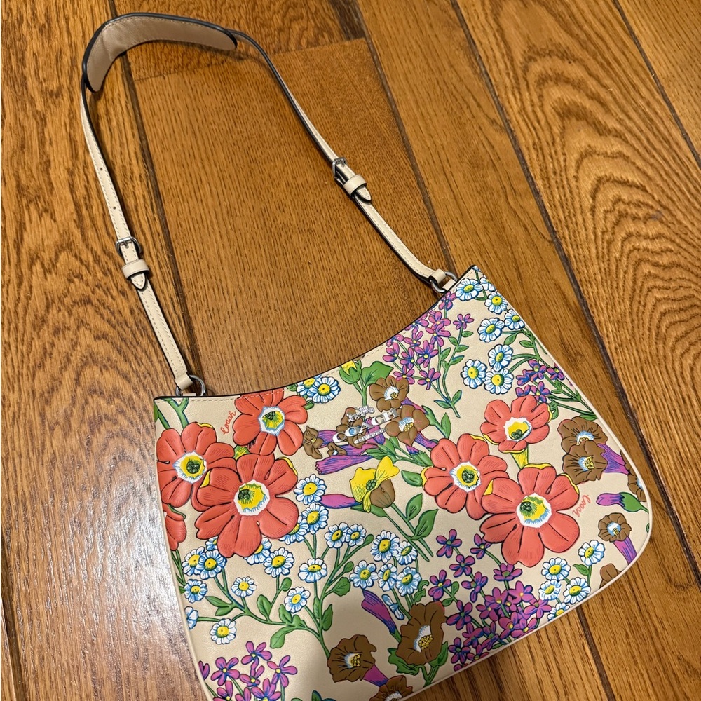 AUTHENTIC Coach floral shoulder bag